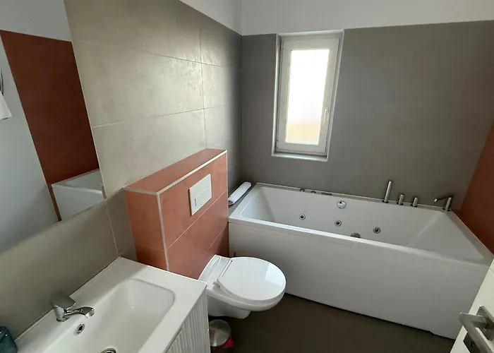 Jacuzzi Romantic Lägenhet Timişoara